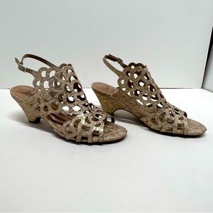 Women’s Sandals - IMPO NADIRAH - Size 9.5 - Tapioca